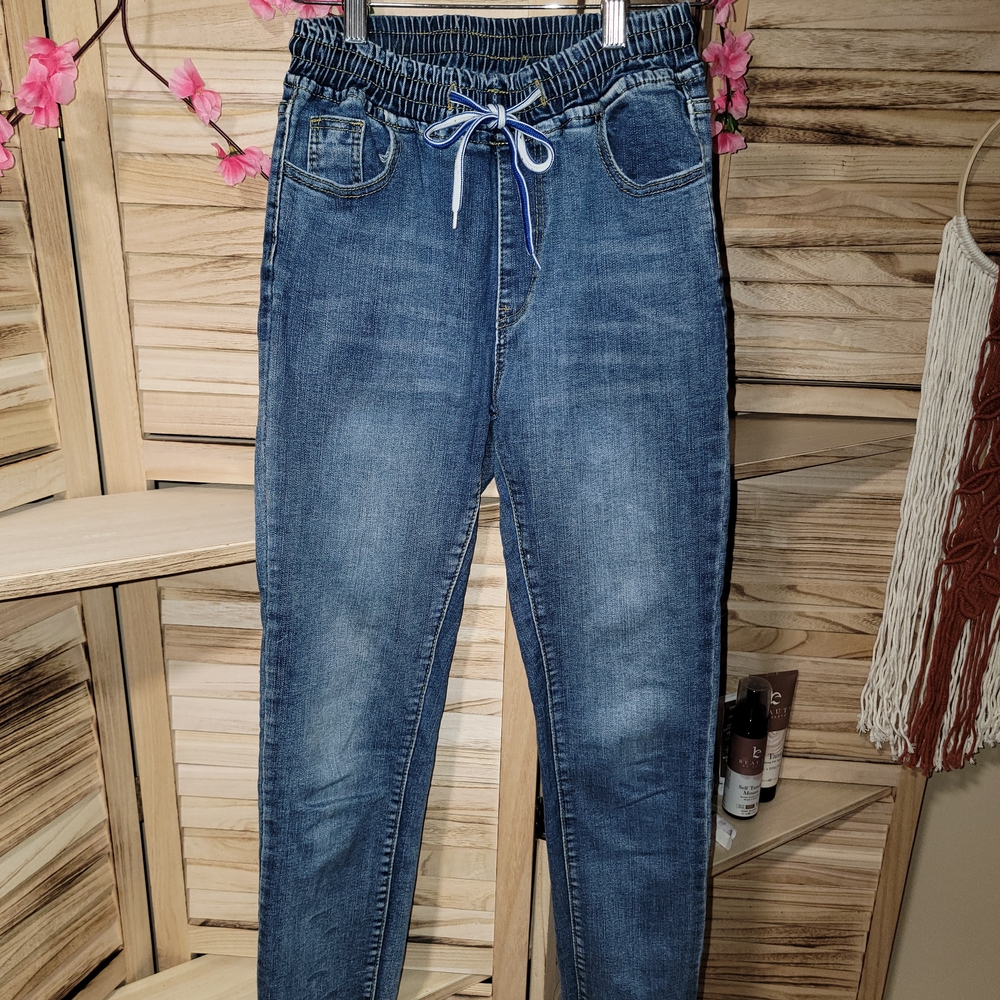 Blue Jeggings with Drawstring Waist and Stretch Fabric